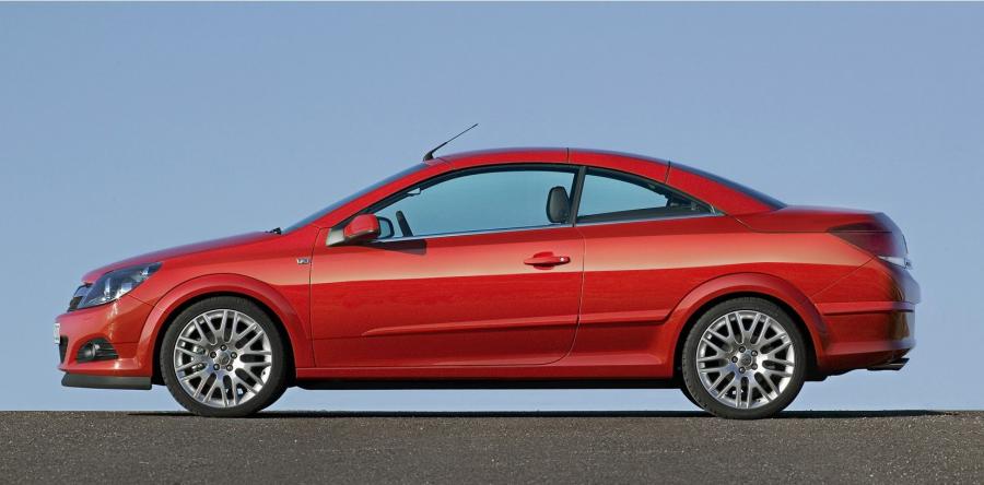  Opel Astra Twin Top 2007 года  (фото 43 из 131)